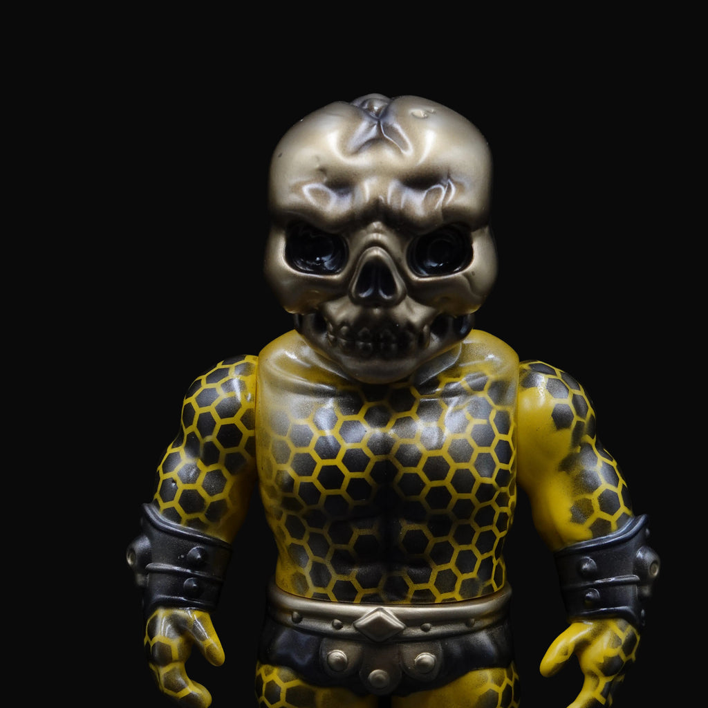 King Bee Skorn